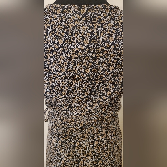 Abercrombie & Fitch Women's S Ditsy Floral Print Prairi Cottage-Core Wrap Dress - Picture 8 of 8